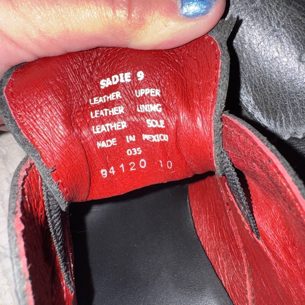 Stylish Black Leather Women's Shoes - Picture 5 of 5